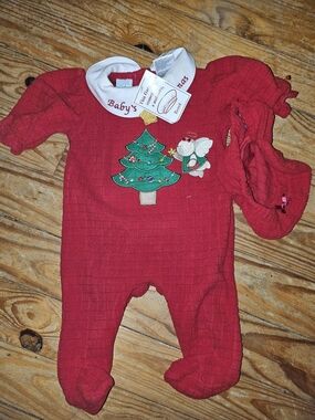 Red Baby Holiday Footed One-Piece with Tree Embroidery Vintage Rare Nwt